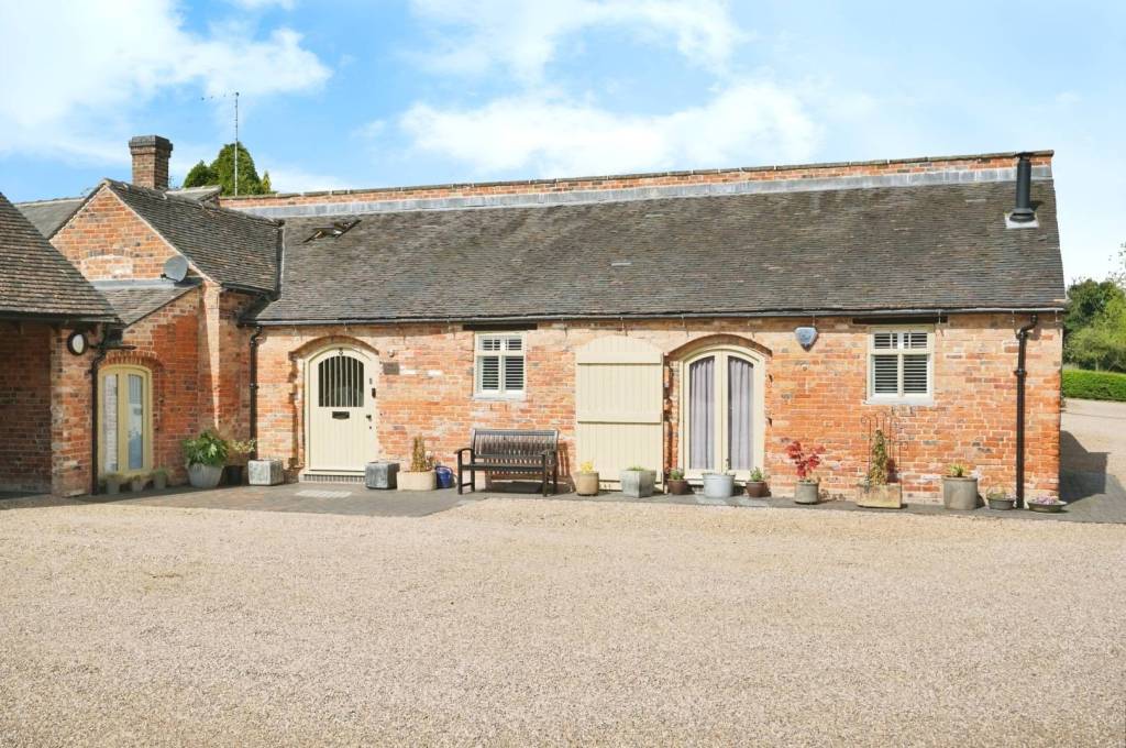 2 bedroom, Barn Conversion for sale