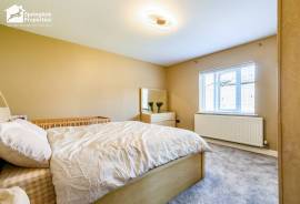 5 bedroom, Barn Conversion for sale