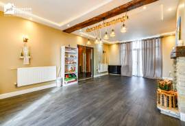 5 bedroom, Barn Conversion for sale