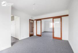 2 bedroom, Flat for sale