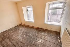 3 bedroom, Terraced House for sale