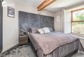 3 bedroom, Cottage for sale