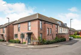 3 bedroom, Detached house for sale