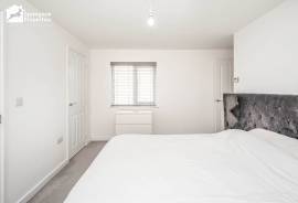 3 bedroom, Detached house for sale