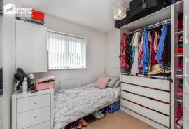 4 bedroom, Detached house for sale