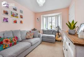 4 bedroom, Detached house for sale