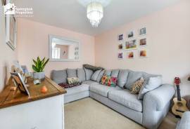 4 bedroom, Detached house for sale