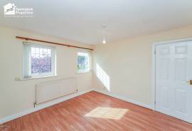 3 bedroom, Detached house for sale