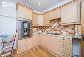3 bedroom, End of terrace house for sale