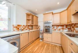 3 bedroom, End of terrace house for sale