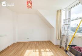 3 bedroom, End of terrace house for sale