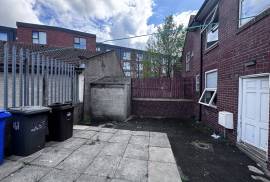 5 bedroom, Terraced House for sale