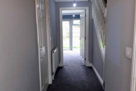 3 bedroom, Semi-detached house for sale
