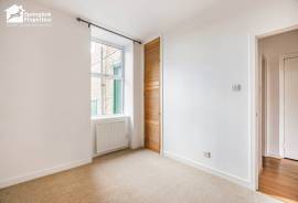1 bedroom, Ground floor flat for sale