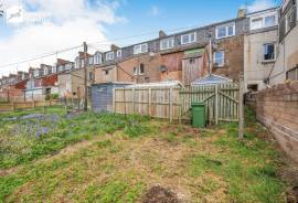 1 bedroom, Ground floor flat for sale