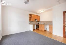 1 bedroom, Ground floor flat for sale