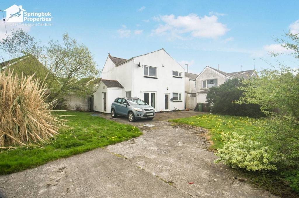 4 bedroom, Semi-detached house for sale