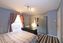 2 bedroom, Terraced House for sale