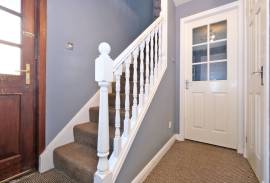 2 bedroom, Terraced House for sale