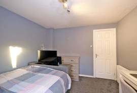 2 bedroom, Terraced House for sale