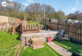 5 bedroom, Terraced House for sale