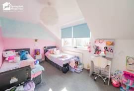 5 bedroom, Terraced House for sale