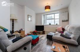 2 bedroom, Ground floor flat for sale