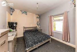 3 bedroom, Terraced House for sale