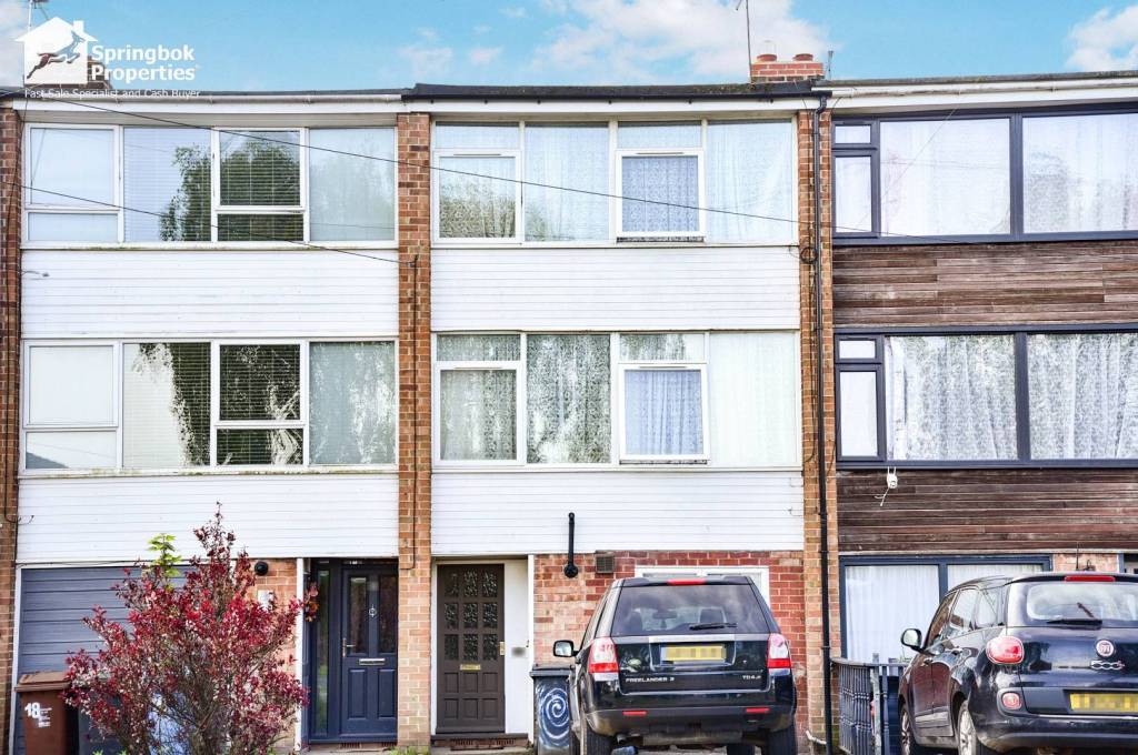 4 bedroom, Terraced House for sale