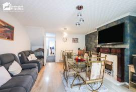 3 bedroom, Terraced House for sale