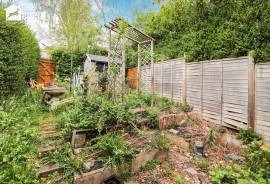 3 bedroom, Terraced House for sale