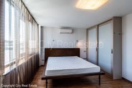 Apartment for rent in Riga, 195.00m2