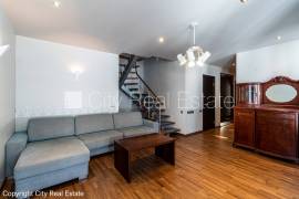 Apartment for rent in Riga, 195.00m2
