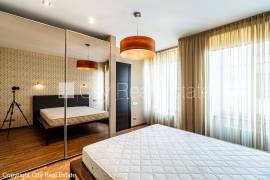 Apartment for rent in Riga, 195.00m2