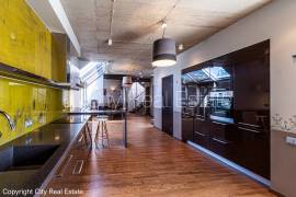 Apartment for rent in Riga, 195.00m2