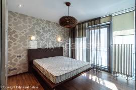 Apartment for rent in Riga, 195.00m2