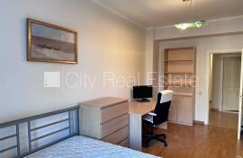 Apartment for rent in Riga, 95.00m2
