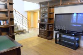 Apartment for sale in Riga, 175.00m2