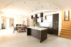 Detached house for sale in Jurmala, 450.00m2