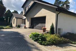 Detached house for rent in Jurmala, 340.00m2