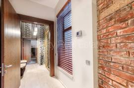 Apartment for rent in Riga, 280.00m2