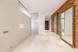 Apartment for rent in Riga, 280.00m2