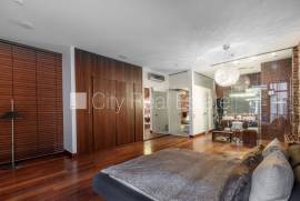 Apartment for rent in Riga, 280.00m2