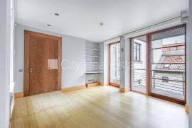 Apartment for rent in Riga, 280.00m2