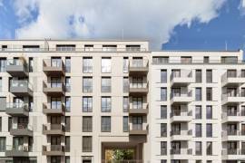 City Comfort: Unique 2-Room Home with Balcony between Ku'damm & Potsdamer Platz