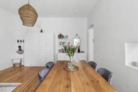 Elegant Fully Furnished 2-Room apartment next to Helmholtzplatz in Prenzlauer Berg