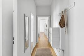Elegant Fully Furnished 2-Room apartment next to Helmholtzplatz in Prenzlauer Berg