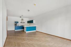 Modern Family Home with Private Garden & Parking in Vibrant Neukolln, Berlin