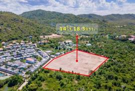 14 Rai of Land In Great Location
