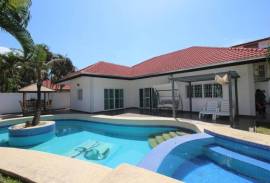 Secluded 3 Bed Pool Villa - very close to Hua Hin town
